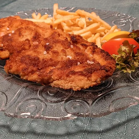 - Zum Loewen 3* Schwabthal