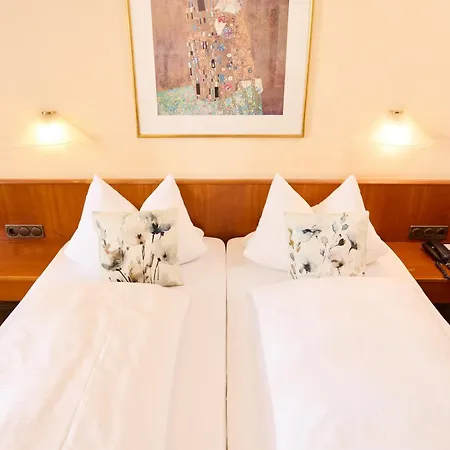 Hotel - Zum Loewen 3*
